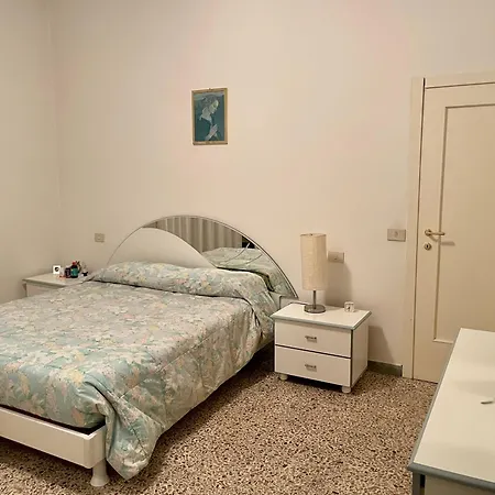 Rimini Holiday Apartment * רימיני